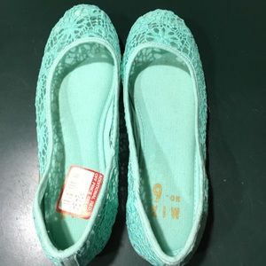 Mint shoes